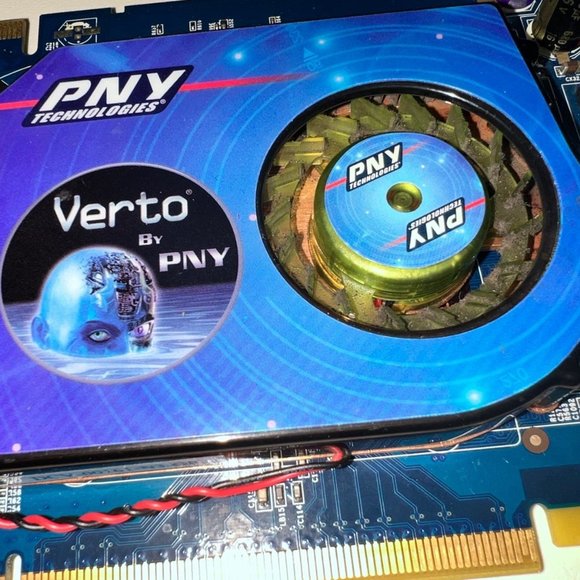PNY NVIDIA GeForce 7900 GS 256 MB GDDR3 MEMORY PCI Express Card - Picture 3 of 11